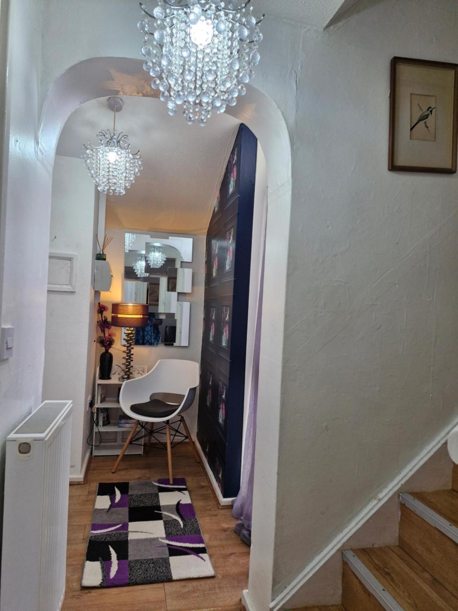 Lovely 2-Bed House In The Heart Of Woodhouse Leeds Leeds  Exterior photo